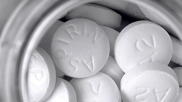 low dose aspirin prevents cancer